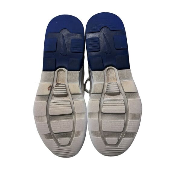 Nike Airmax | Motion 2 Men’s White Blue Running Shoes Athletic Sneakers Sports 9 - Picture 6 of 13